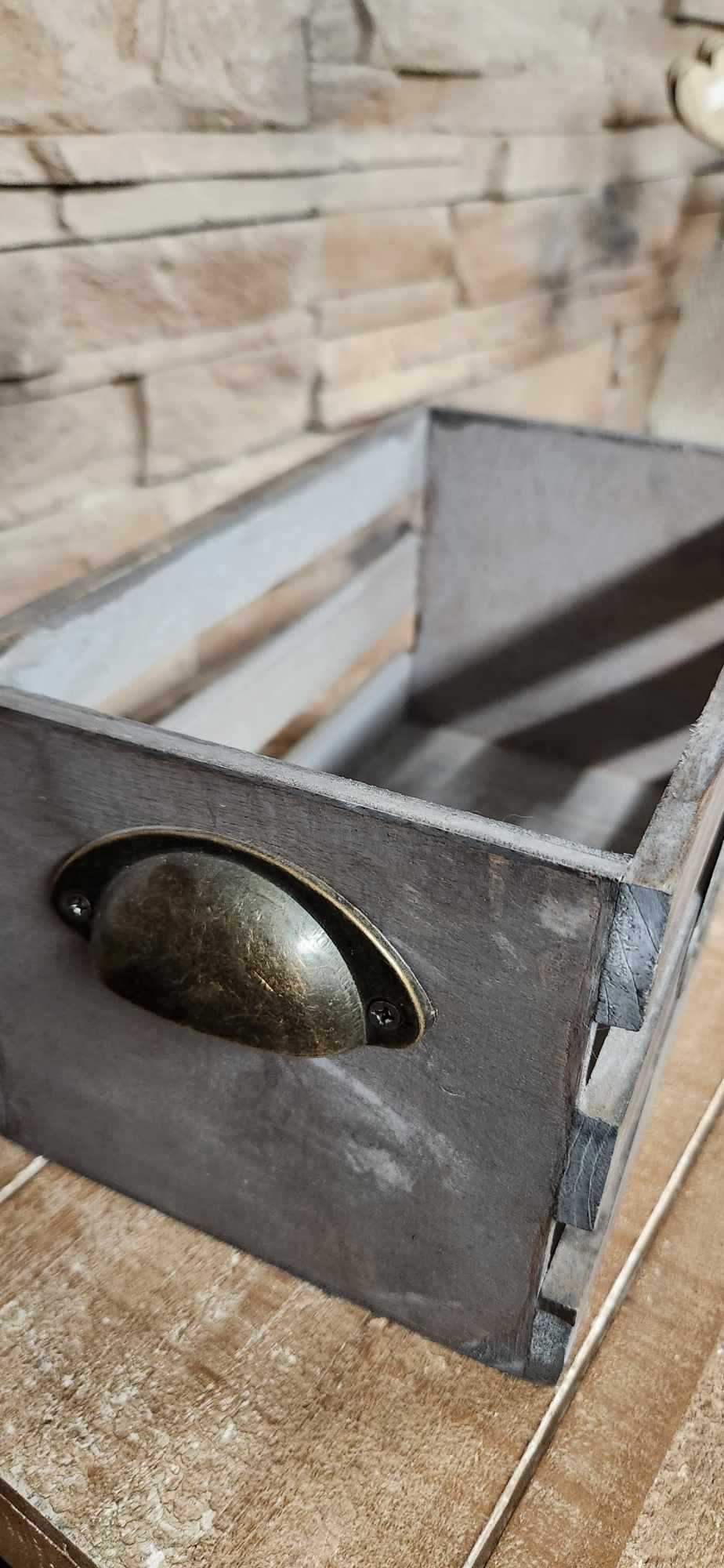Panier bois /Plaque métal /Poignée/ Ton gris bleu