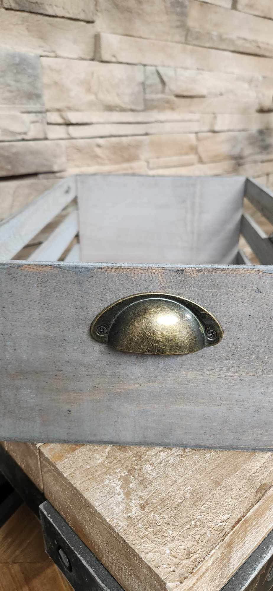 Panier bois / Antique / Plaque métal / Poignée