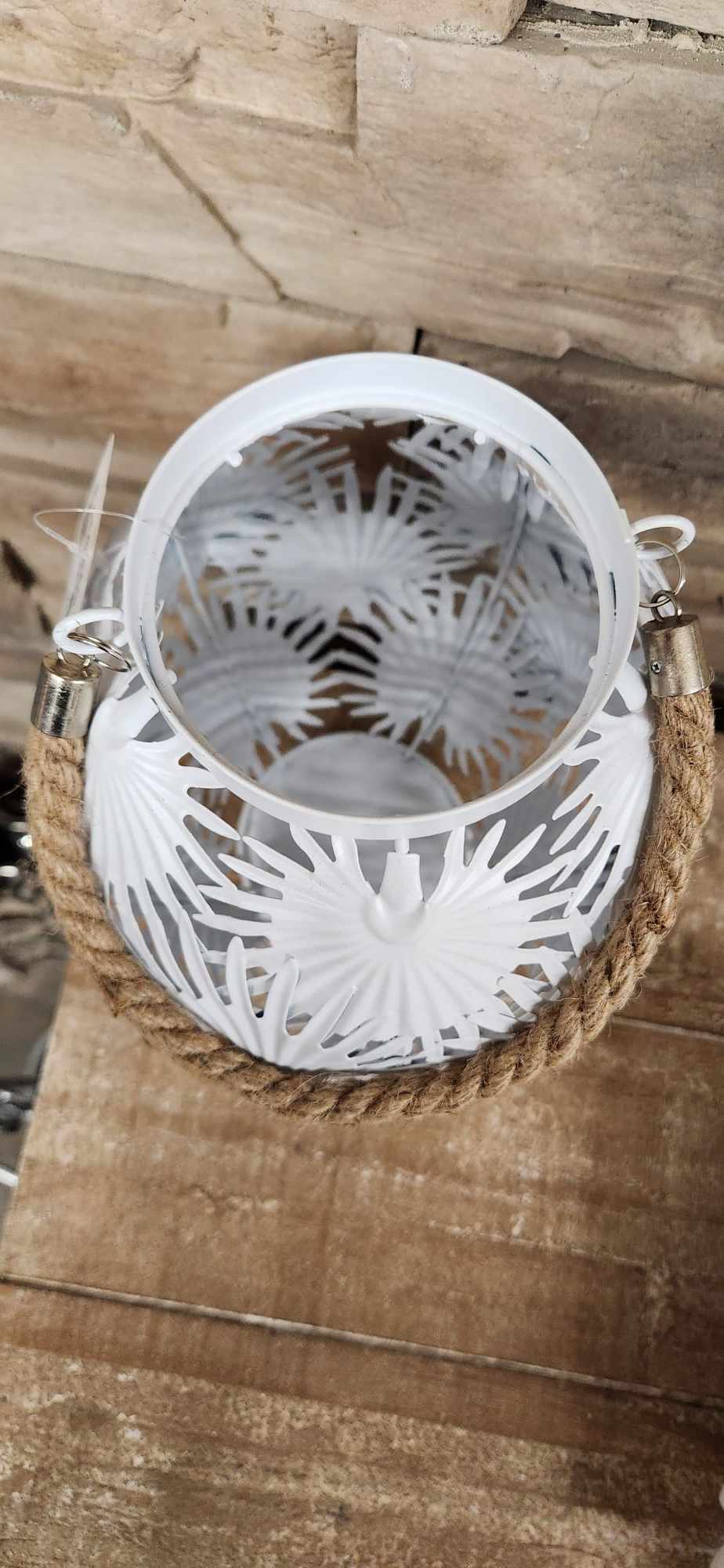 Pot blanc avec cordon / Forme / Feuille