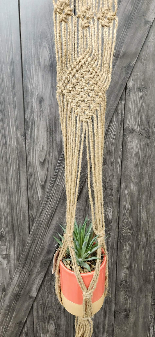 macramé beige