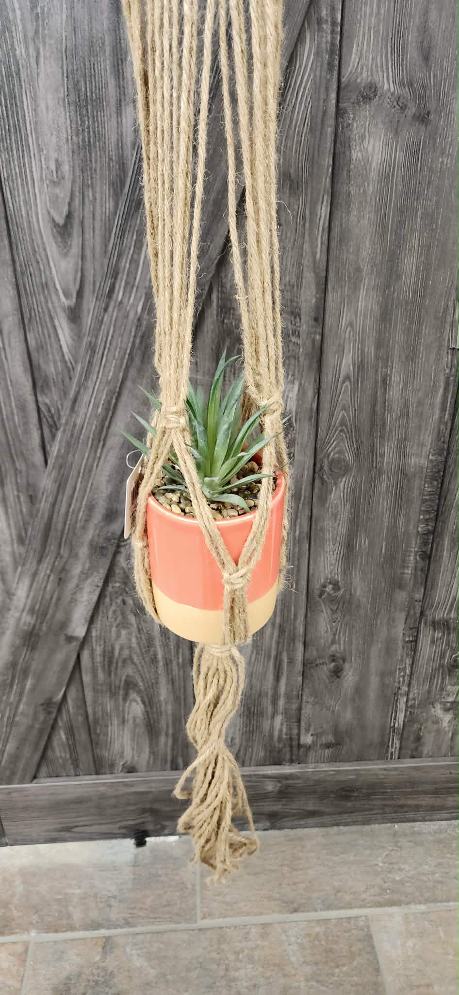 macramé beige